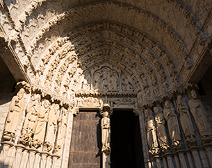 Centre des Monuments Nationaux <Br>Cathédrale de Chartres